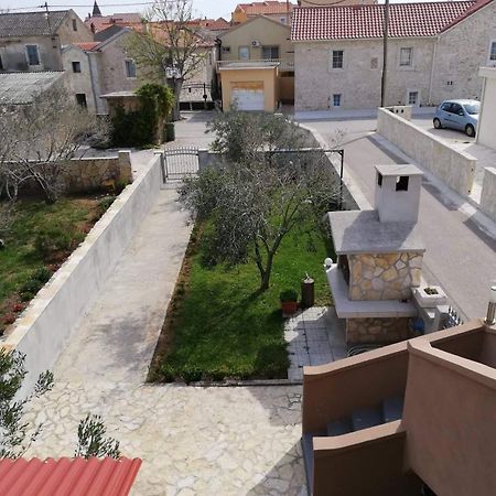 Apartments Zvonimir Privlaka  Buitenkant foto